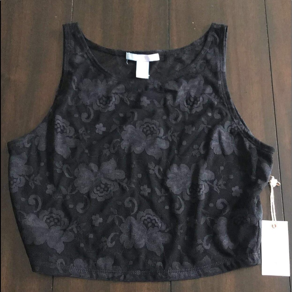 Black crop top